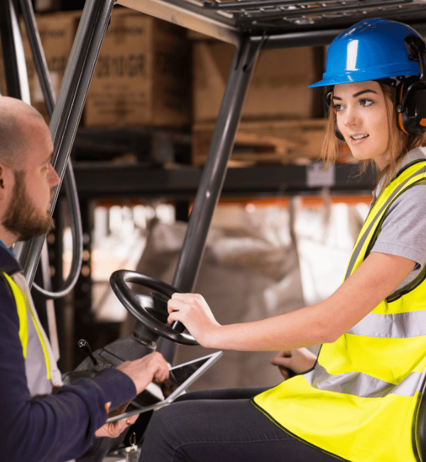 Personne suivant une formation de cariste